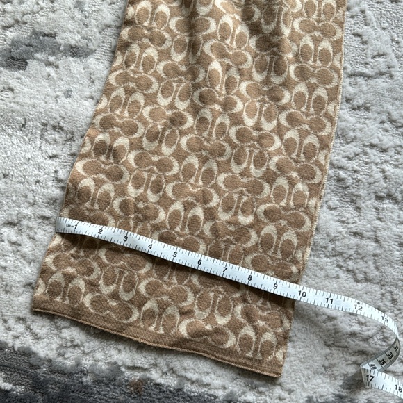 Coach scarf - Picture 2 of 3